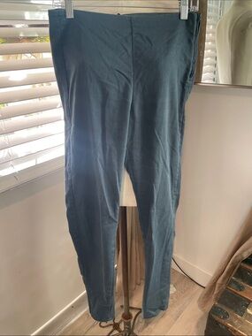 H&M women’s pencil pants in dark dusty blue